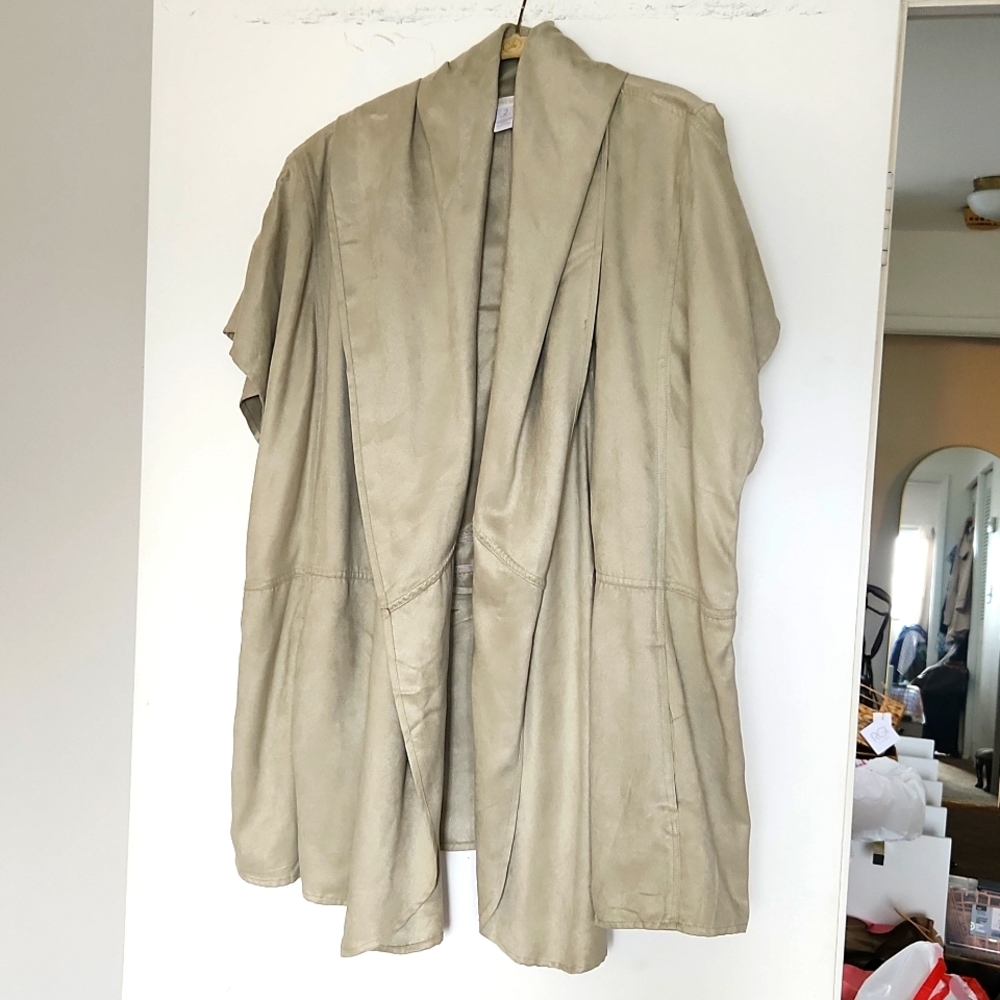 Vest Suede size 2 Chico